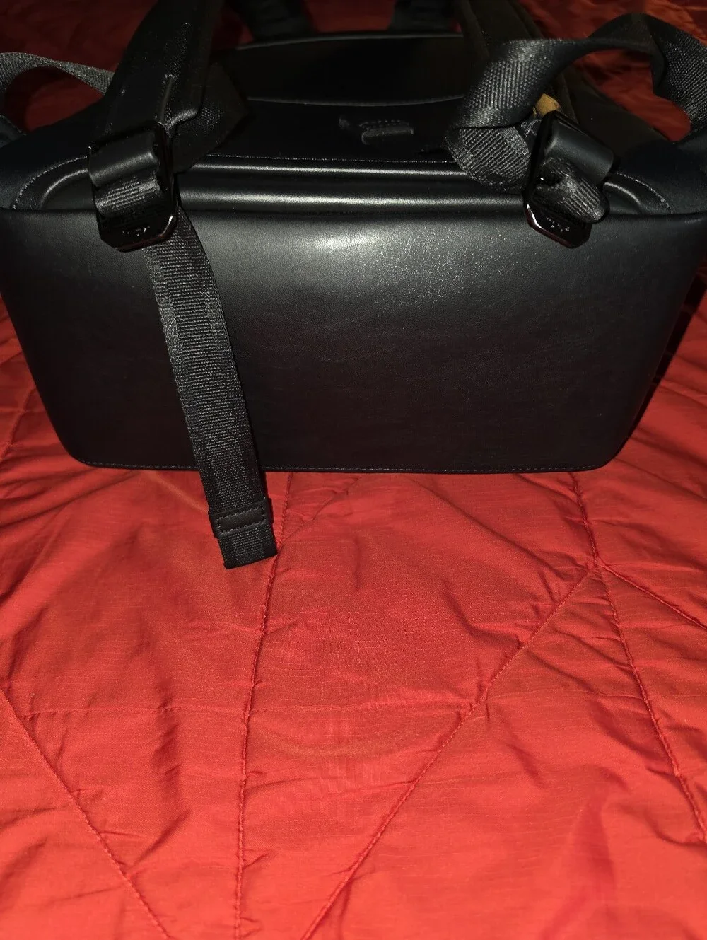 Tumi FIRE! NWOT! The Harrison Warren Backpack in Midnight Black. Sz OS. R2S!